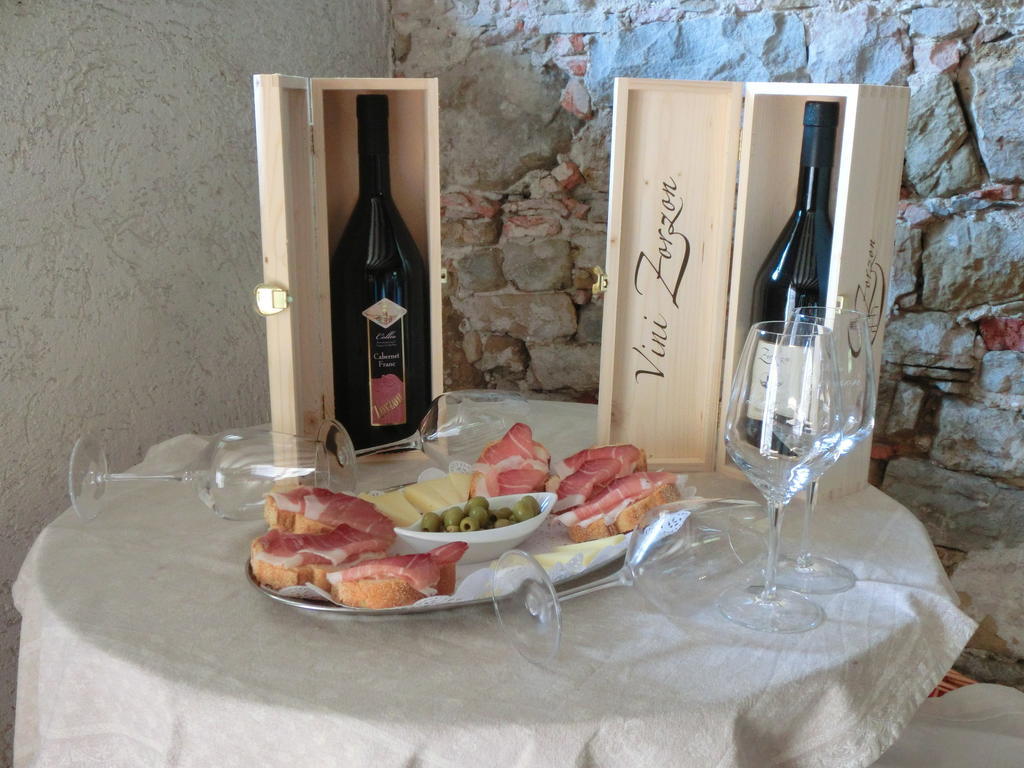 Agriturismo Domus Rustica コルモンス エクステリア 写真