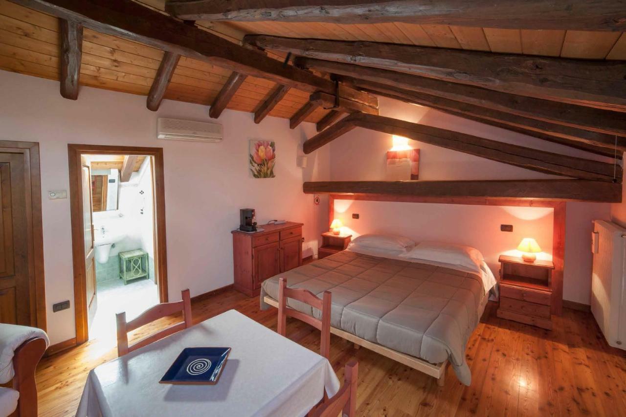 Agriturismo Domus Rustica コルモンス エクステリア 写真